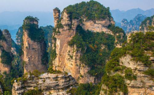 杨家界景区旅游攻略 杨家界和袁家界哪个好