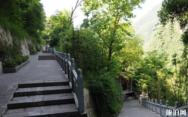 汉中灵岩寺旅游攻略