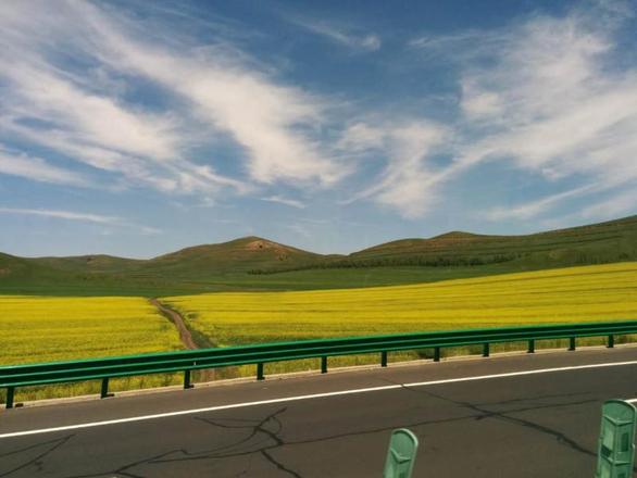 乌兰布统草原在哪里 乌兰布统草原旅游攻略