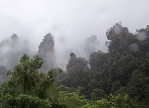 张家界在湖南哪里 张家界旅游需要多少钱 