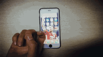 如何在 iPhone 上实现双击截屏？
