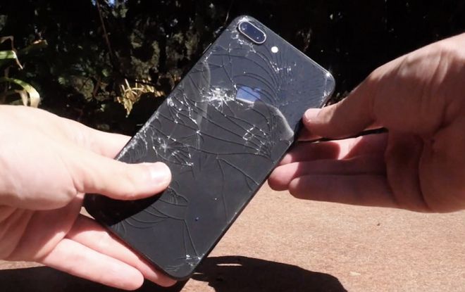 iPhone X 再也不用担心屏幕会摔碎