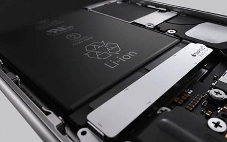 iPhone 电池突然掉电快是什么情况，该如何解决？