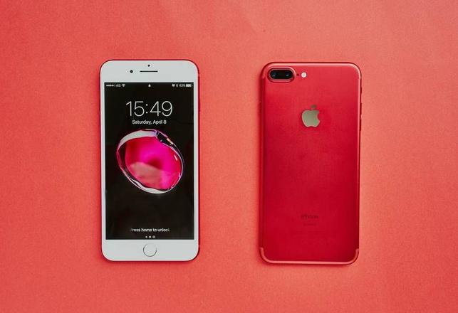 iPhone 8/8P、iPhone X为什么要使用玻璃背板，经得起摔吗？