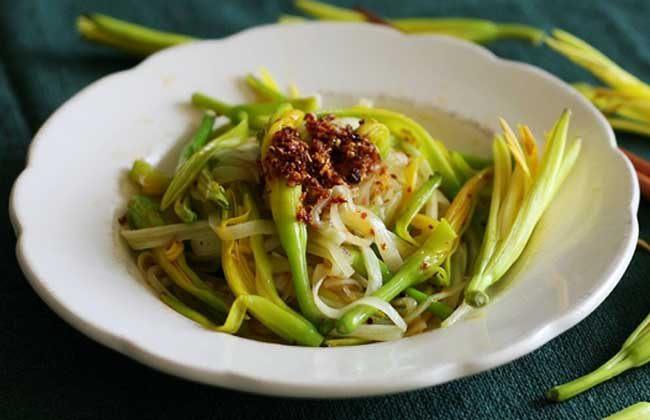 鲜黄花菜的做法大全(新鲜黄花菜的做法介绍)