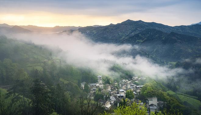 _皖南山 歙县 石潭村  徽派 _700.jpg