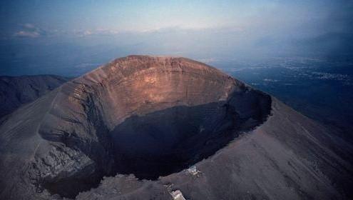 世界上最大的火山有哪些？世界十大超级火山盘点