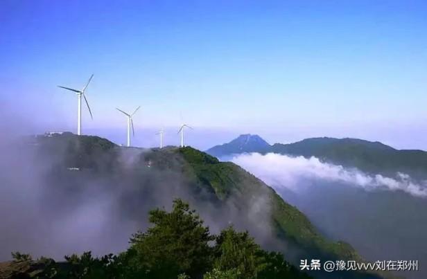 湖北著名景点九宫山在哪里（九宫山风景名胜区位于幕阜山脉）