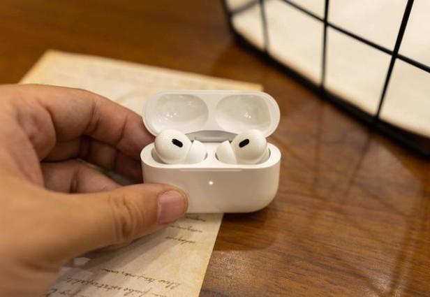 airpods pro2怎么样（airpods pro 2值不值得入手）(1)