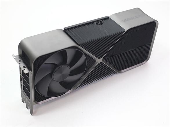 RTX 4080：为了30%的性能多掏70%的钱