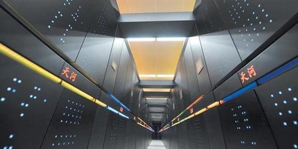 “天河”新一代超级计算机系统运行