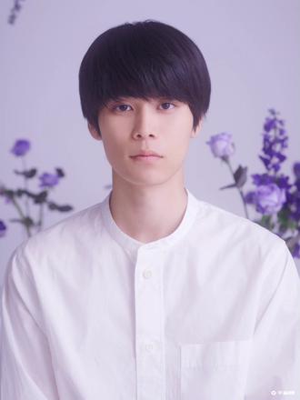 热门日本剧集《美丽的他》第二季公开海报，定档2月7日开播