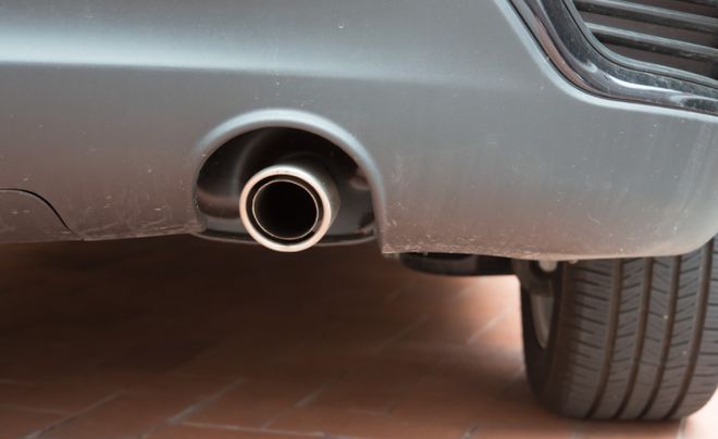 汽车排气管堵塞会出现哪些现象？后果很严重