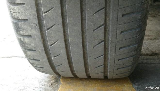 汽车轮胎吃胎是什么原因造成的