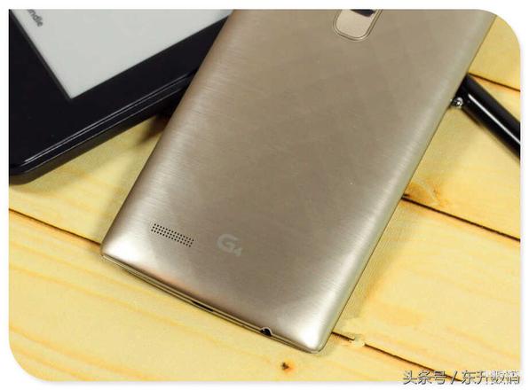 LG G4实测：曲面屏幕，B门快门模式，快速充电