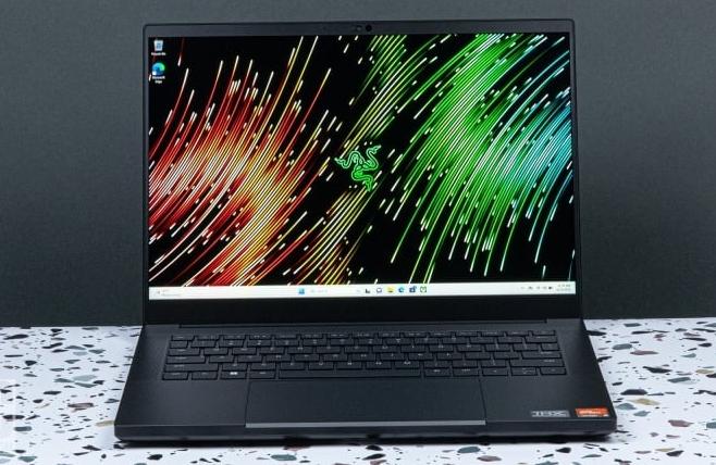 [评测]Razer Blade 16强大配置，畅爽游戏无压力！