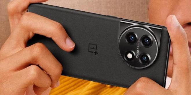 OnePlus11对比Pixel7Pro，哪个是更好的安卓手机？