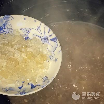 苏泊尔电饭煲使用教程怎么煮粥（苏泊尔精钢球釜电压力锅食谱）