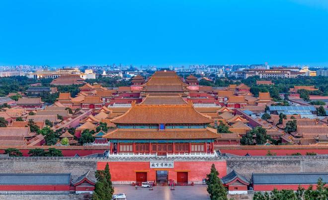 中国旅游十大必去景区（中国最值得去的十大景点）