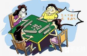 汕头潮汕麻将新手必备技巧玩法：如何碰牌才能赢？