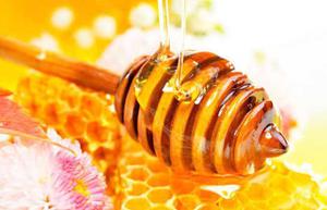 纯蜂蜜面膜的作用和作法(纯蜂蜜怎么做面膜最好是)