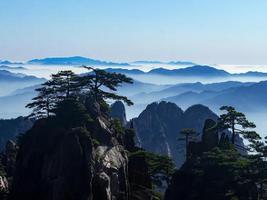 中国最美十大名山一览（中国十大名山风景名胜古迹）