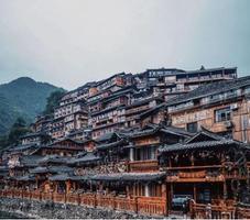 中国最美的千户苗寨在贵州哪里（去西江千户苗寨旅游遇见醉美晚霞）