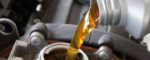 汽车机油粘度怎么选择