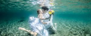 水下婚纱照怎么拍